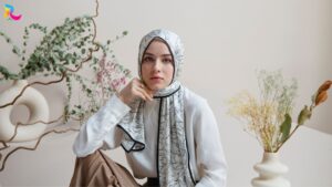 Mengenal Hijab Segi Empat: Kelebihan dan Tips Memilihnya